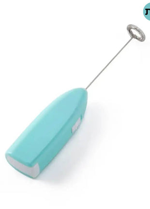Available in various colors, this frother is ideal for beating eggs and milk. Adds a splash of color to your kitchen.