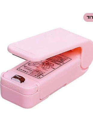 Preserve the freshness of your food with our high-quality bag clips. Ideal for sealing bags of snacks, grains, and other perishables.