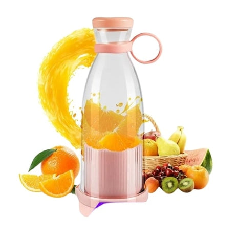 Enjoy freshly squeezed juices anywhere with this compact and portable juicer.

