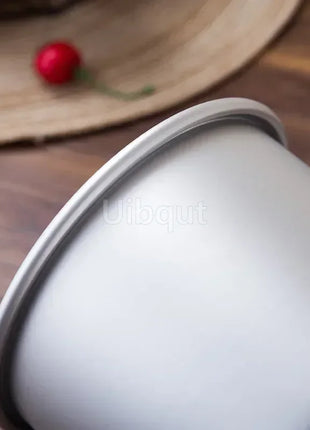 תבנית עם תחתית נשלפת – לאפייה מקצועית ונוחה