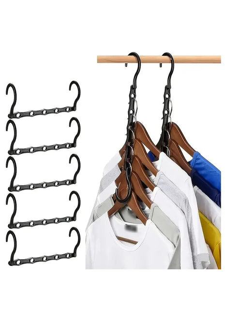 Maximizes closet space, perfect for small areas.

