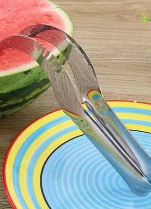 Cut and serve watermelon quickly with this convenient, user-friendly device.

