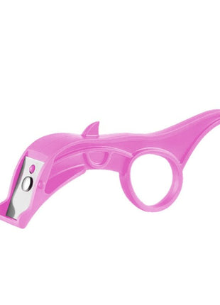 The peeler's handle is crafted for a comfortable grip, making peeling easy even during extended use.

