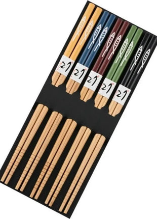 High-quality bamboo chopsticks that are perfect for every meal, from casual to formal.