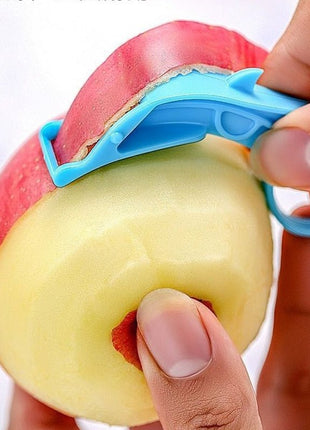 Perfect for peeling fruits when you need a quick, healthy snack without the mess.

