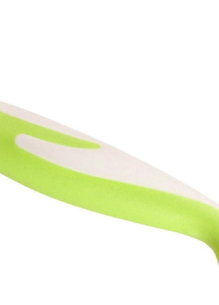 The peeler’s lightweight design ensures ease of use without sacrificing strength.

