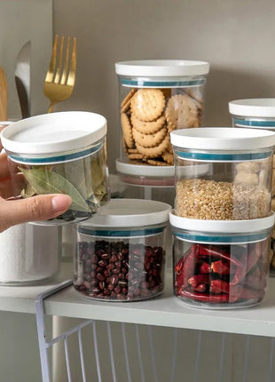 Store anything from coffee to pasta and spices with these modular containers, designed for maximum freshness.


