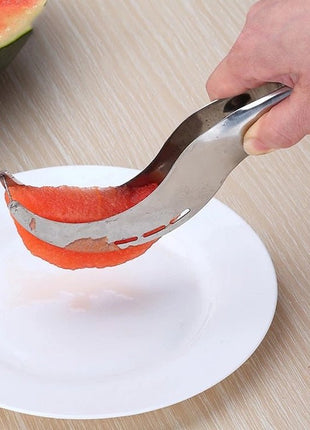 Achieve uniform watermelon slices every time with this precision cutter.
