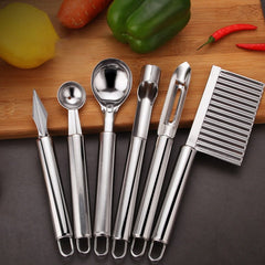 An essential set for professional fruit carving and creative fruit presentations.

