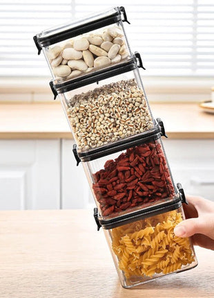 The vacuum-seal feature keeps air out and preserves the quality of the food for a longer time. No more worrying about staleness.

